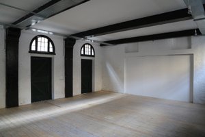 listings.show.sections.photos.alt